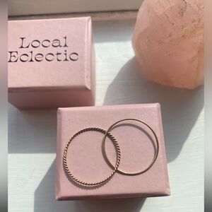 Solid Gold CrossOver Rings - sz10